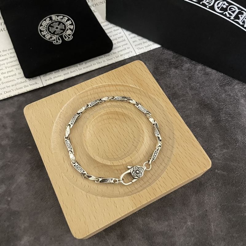Ch**me He**ts bracelets